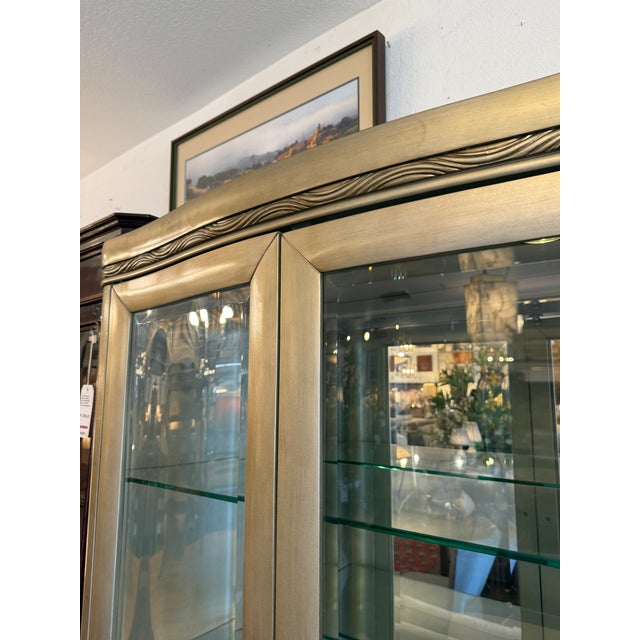 Champagne Sofia Vergara La Reina Lighted Curio Cabinet For Sale - Image 8 of 12