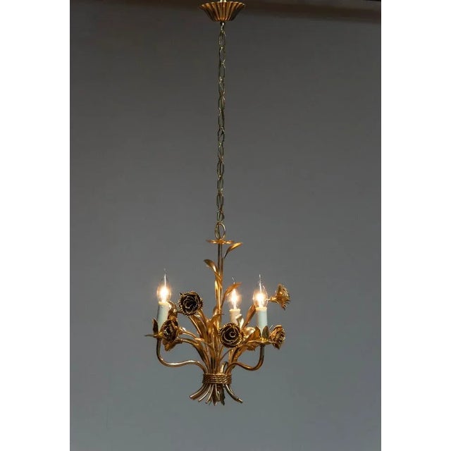 Gold Italian Gilded Chandelier with Floral Decor in the Style of Coco Chanel, 1970s For Sale - Image 8 of 10