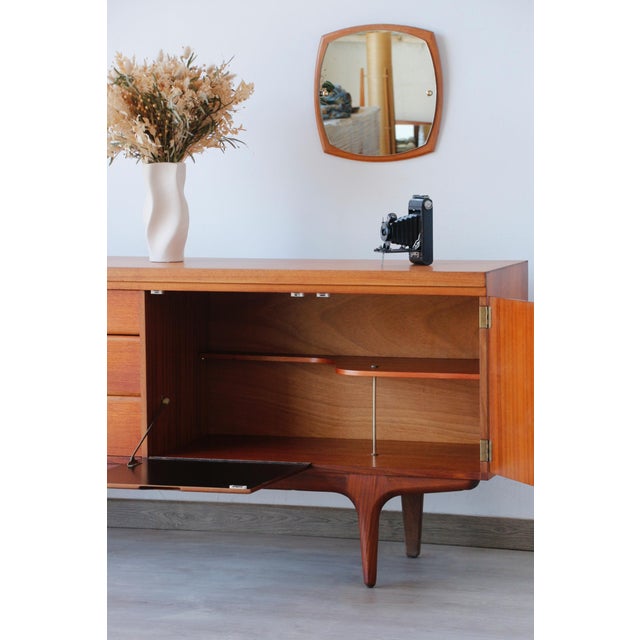 Wood Vintage Teak Sideboard from Greaves & Thomas, 1960s For Sale - Image 7 of 18