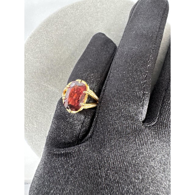 4.69 CTW Mid-Century Style Diamond & Burmese Ruby 18k Yellow Gold Halo Ring, Size 6 For Sale - Image 10 of 10