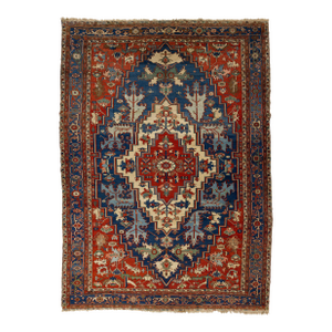 Red Antique Persian Serapi Handmade Wool Rug Featuring a Medallion Design