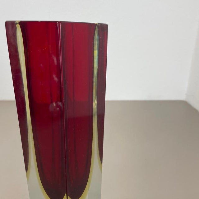 Sommerso Murano Glass Cube Vase attributed to Flavio Poli, Italy, 1970s For Sale - Image 10 of 18
