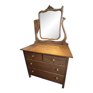 Early 20th Century Oak Dresser With Pivoting Mirror