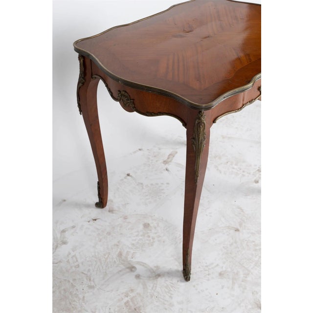 Antique Late 19th Century Louis Xv Style French Kingwood Marquetry Salon Table For Sale - Image 4 of 7