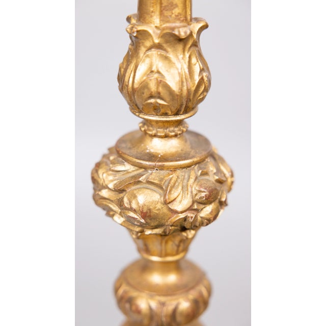 Neoclassical 1940s Neoclassical Style Italian Giltwood Pricket Candlestick Table Lamp For Sale - Image 3 of 9