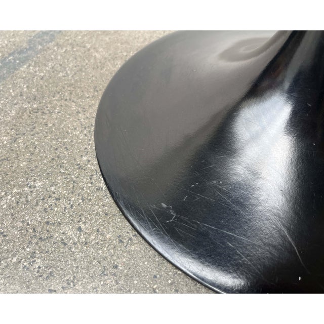 Mid-Century Modern Space Age Black Tulip Side Table Base by Eero Saarinen for Knoll International, 1960s For Sale - Image 11 of 18