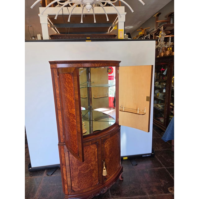 Gillows of Lancaster Antique Burr Elm & Walnut Corner Cocktail Bar Drinks Cabinet George III Style For Sale - Image 4 of 7