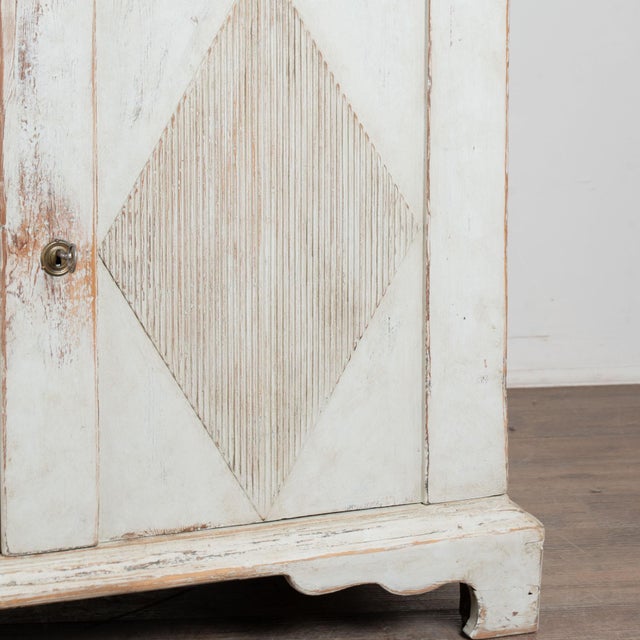 19th Century Swedish Gustavian Pine Wedding Cabinet in Gray Painted Finish For Sale - Image 15 of 16