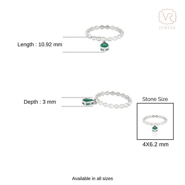 Contemporary Emerald Beaded Charm Band Ring Size 9 in 14k White Gold For Sale - Image 12 of 16