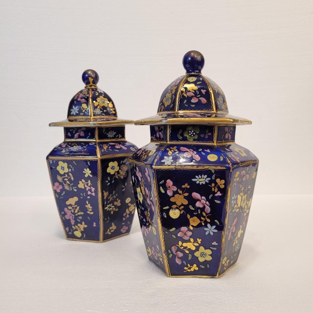 Porcelain Vases from Masons, England, 1820s, Set of 2 For Sale - Image 6 of 18