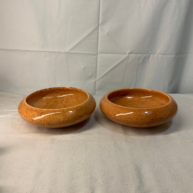 Royal Haeger Vintage MCM Haeger Pottery Speckled Orange "Ufo" Planter Bowls - Matching Pair For Sale - Image 4 of 6