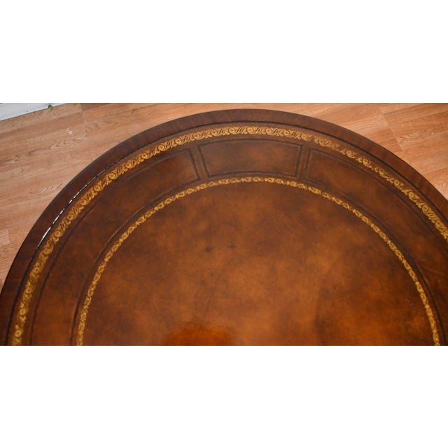 1930s English Chippendale Mahogany & Leather Top Round Center Table / Hall Table For Sale - Image 14 of 15