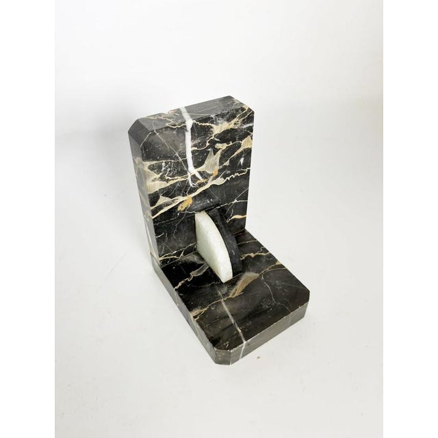 Beige Marble Bookends, France, 20th Century, Set of 2 For Sale - Image 8 of 16