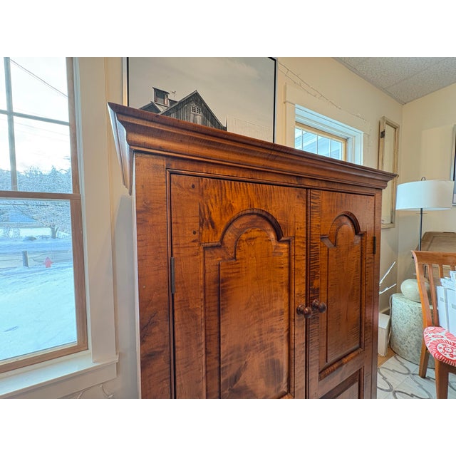 Estate Dr Dimes Tiger Maple Console Cupboard For Sale - Image 9 of 11