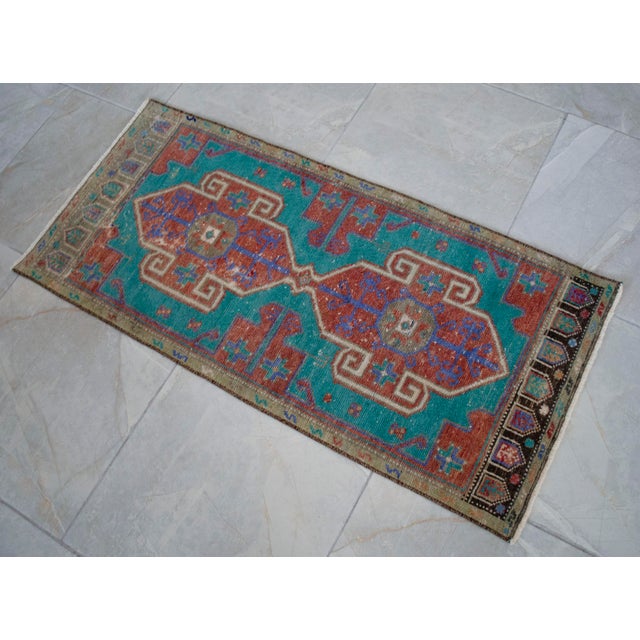 Vintage Small Rug Runner Hand Made Mat Turkish Rug Enrty Decor Bath Mat- 1′8″ × 3′6″ For Sale - Image 10 of 13