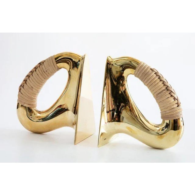 Mid-Century Modern Mid-Century Modern Carl Auböck Model #3530 'Flatiron' Brass and Cane Bookends - a Pair For Sale - Image 3 of 7