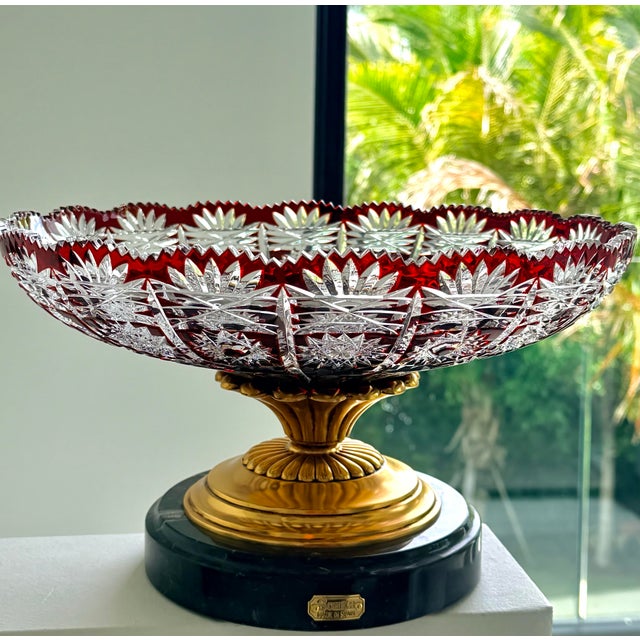Elevate your space with this breathtaking Soher Red Crystal & 24k Gold Amphora and Crystal Bowl Set, a stunning duo of...