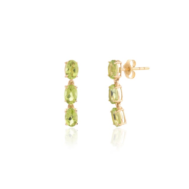 Set of Peridot Earrings Along With the Necklace - 3 Pieces For Sale In New York - Image 6 of 9