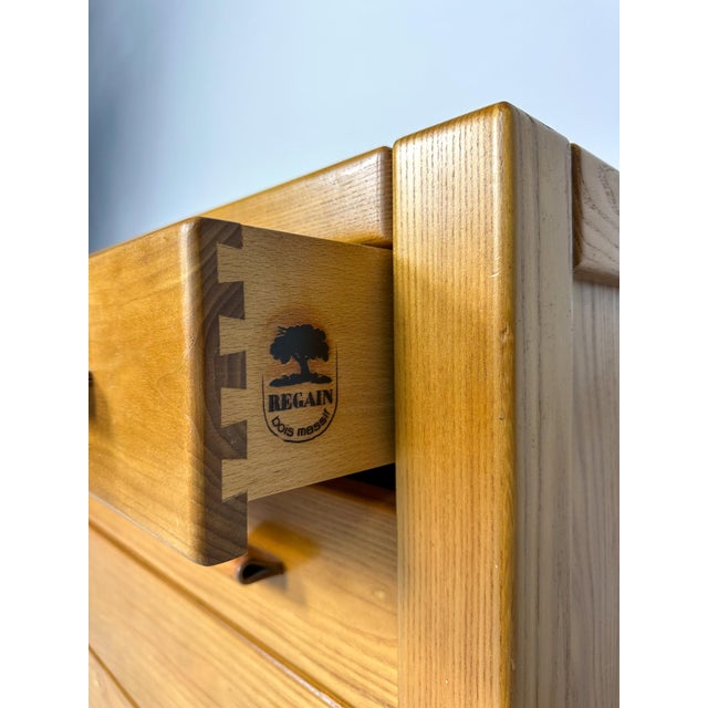 Wood Vintage French Chest of Drawers in Elm from Maison Regain, 1960s For Sale - Image 7 of 13