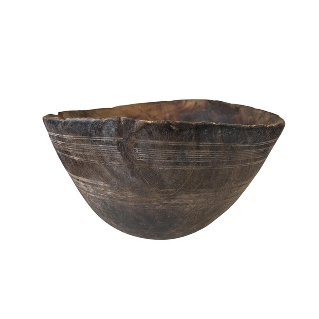 Vintage African Hausa Engraved Wooden Bowl From Niger 11.5" Diameter For Sale - Image 4 of 10