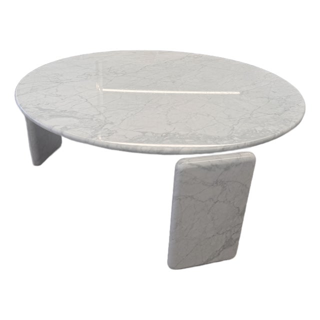 Minotti Drake Coffee Table, Round Bianco White Carrara Marble For Sale