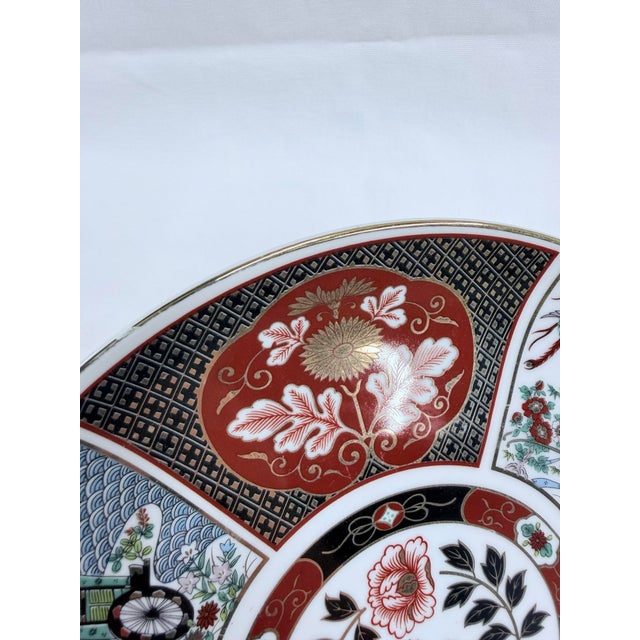 Mid 20th Century Japanese Imari Porcelain Fan-Shaped Dish in Red and White For Sale - Image 10 of 10