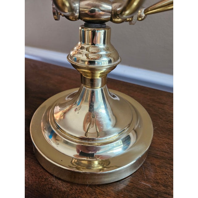 Vintage Brass Adjustable Table Lamp With Classic Pineapple Shade For Sale - Image 12 of 12