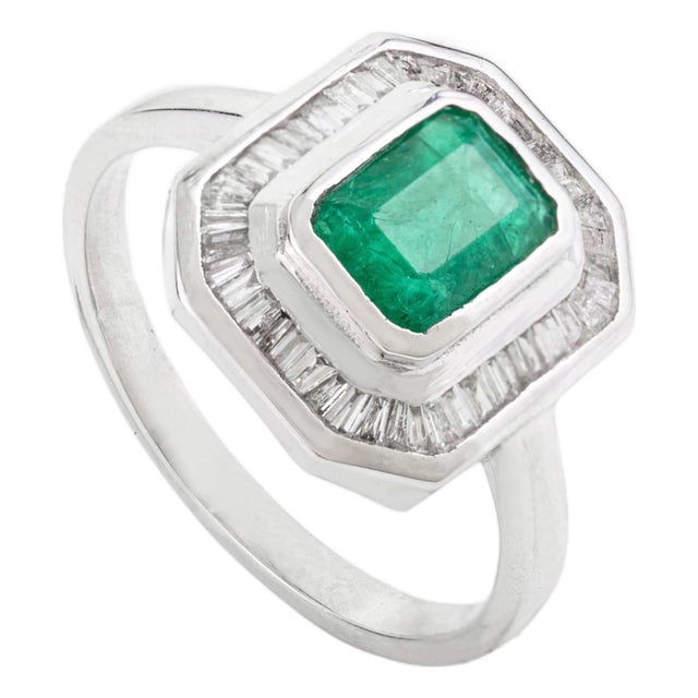 VRJewels Emerald Cut Emerald & Baguette Diamond Halo Ring Size 6 in 14k White Gold For Sale