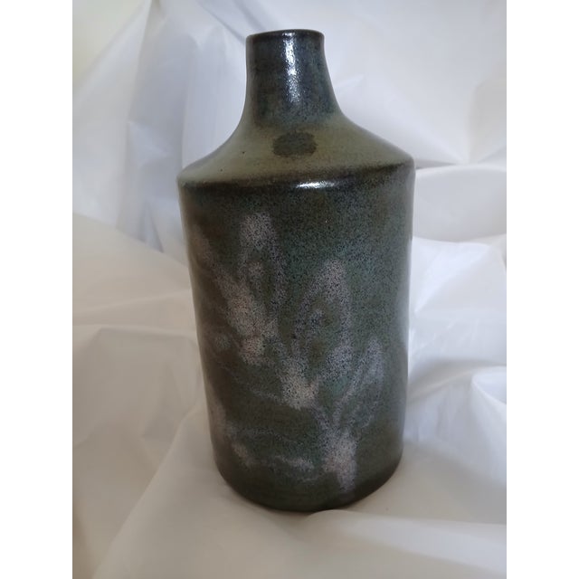 Japanese Vintage Japanese Wood Fired Bottle Vase From the Kano Family Studio. For Sale - Image 3 of 12