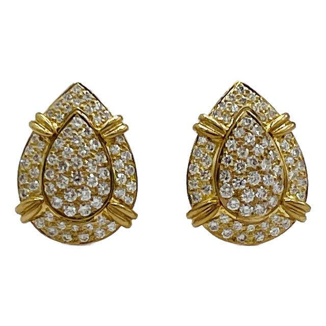White Round Diamond Tear Drop Shape Removable Earrings in 18k Yellow Gold, A Pair For Sale