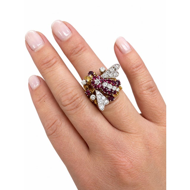 Vintage Herbert Rosenthal, Ruby and Diamond Bee Ring, 18k Yellow and White Gold, , Size 5.75 For Sale - Image 4 of 10