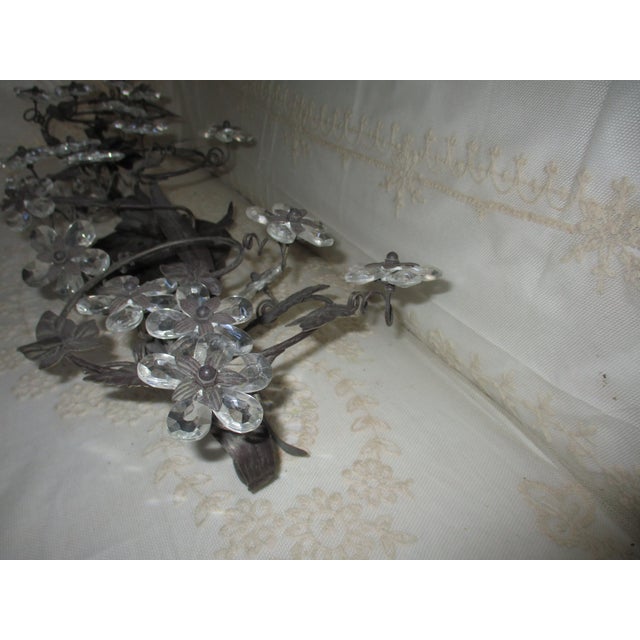 1980s 1980s French Style Art Nouveau Bronze Wall Mount Metal & Glass Flower Vanity Lamp For Sale - Image 5 of 9