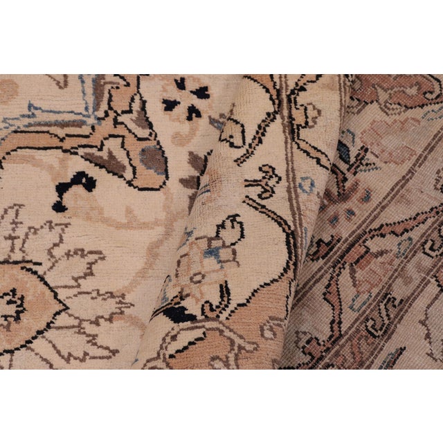 Tan Classic Ziegler Beige Tan Hand-Knotted Wool Rug - 8'11'' X 12'5'' For Sale - Image 8 of 8