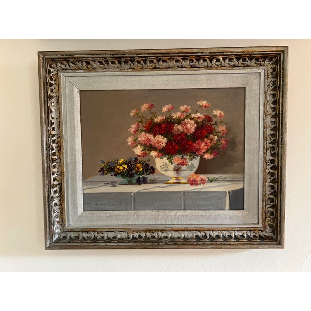 Red Still Life Oil Painting by Kiest Vukovic – Floral Arrangement With Chinoiserie Urn For Sale - Image 8 of 9