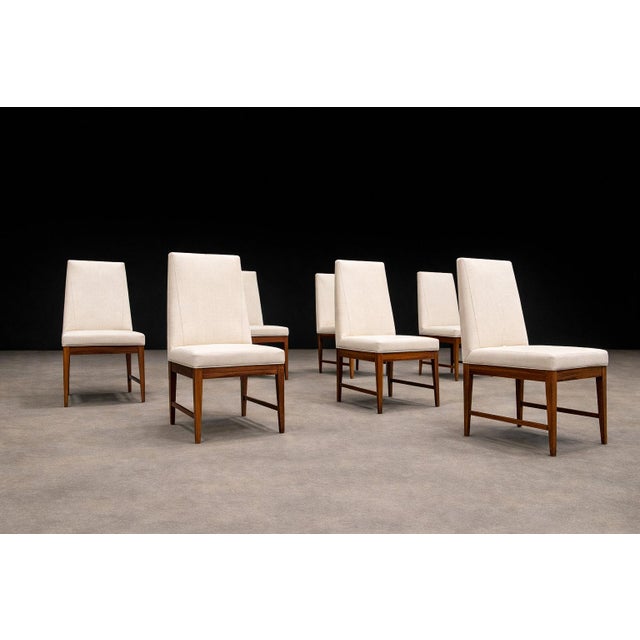Cimo, Brazil, 1950 — Set of 8 Tall-Back Dining Chairs in Caviúna With Warm Bone Performance Linen For Sale - Image 13 of 16