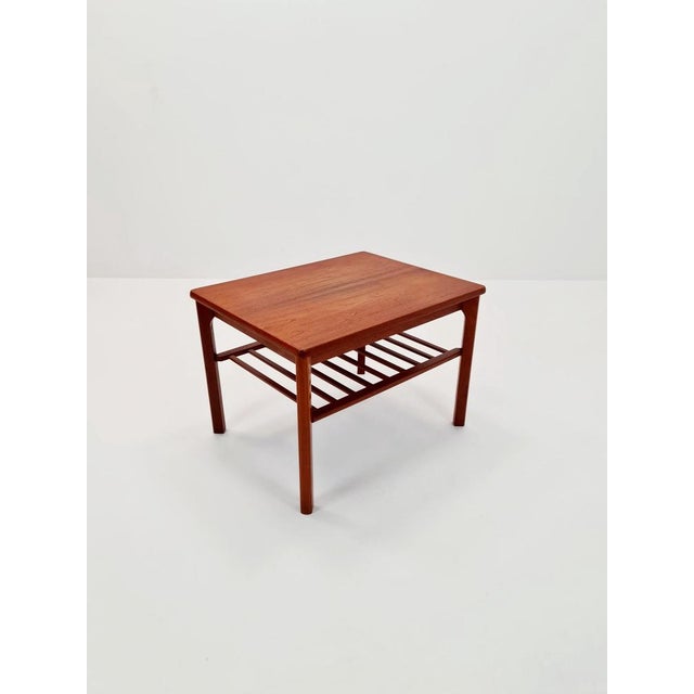 Danish Teak Coffee Table by Henning Kjaernulf for Vejle Møbelfabrik, 1960s For Sale - Image 11 of 11