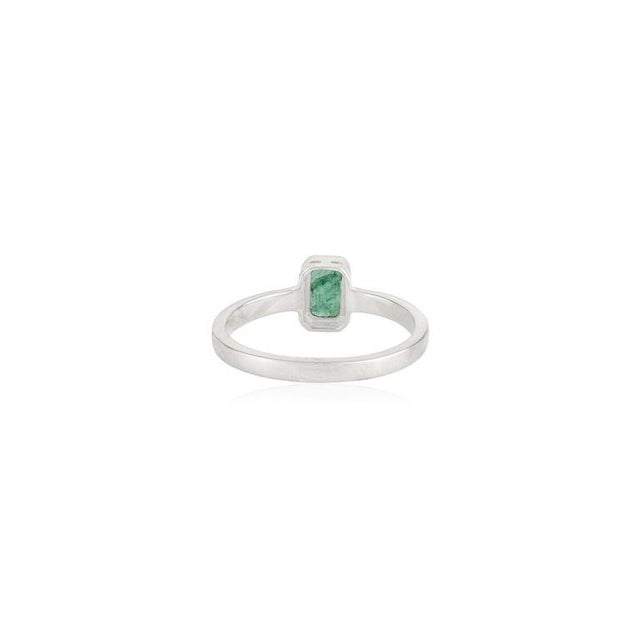 Emerald Bezel Set Solitaire Ring in 925 Sterling Silver - Size 7 For Sale - Image 6 of 13