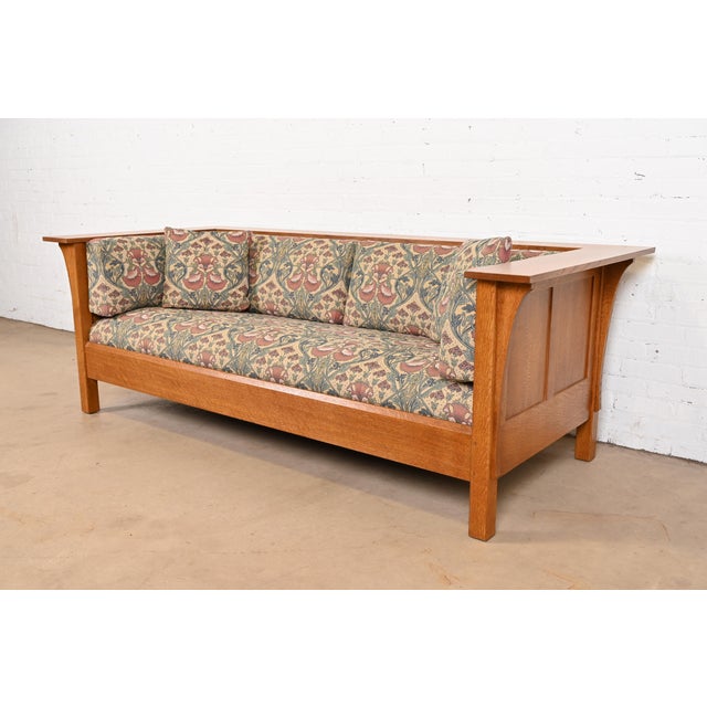 Mission Stickley Mission Oak Arts and Crafts Settle Sofa For Sale - Image 3 of 12
