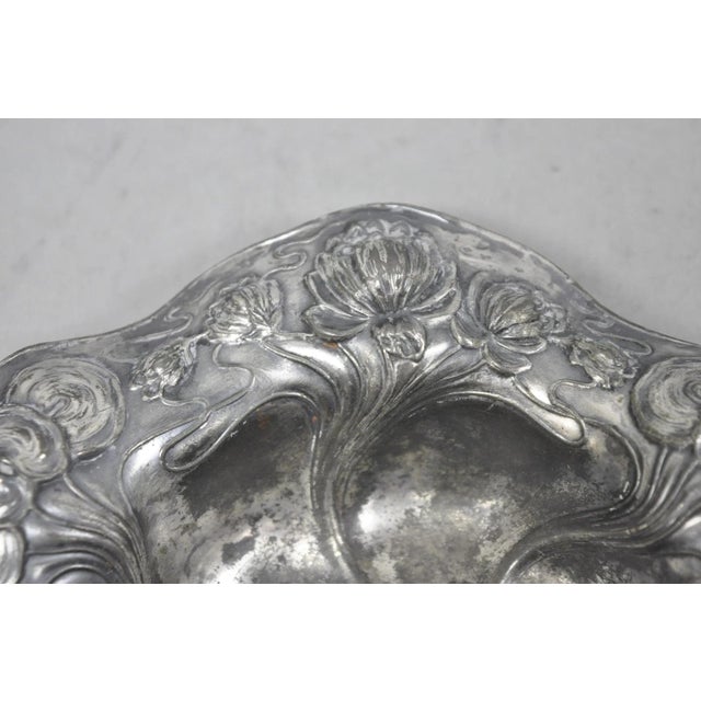Antique Homan Silver Plated Art Nouveau Round Scalloped Floral Repousse Nut Dish. Circa Early 20th Century. Measurements:...