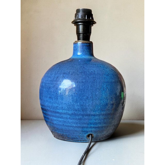Hurtault/Puisaye stoneware lamp Height 22 cm Diameter between 13 and 14 cm Includes the lampshade fixing ring. This piece...