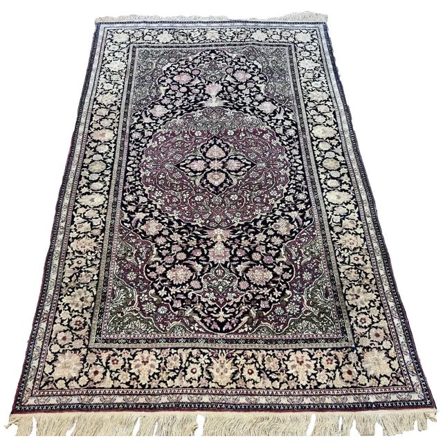 1900s Handmade Antique Persian Isfahan Rug 4.5' X 7' For Sale - Image 12 of 12
