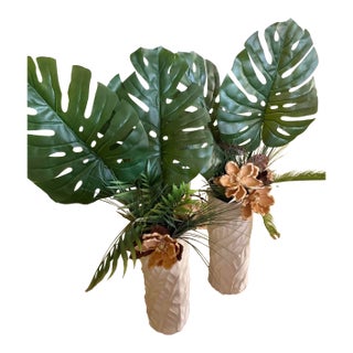 1980s Pair of Vintage Banana Leaf Vases For Sale