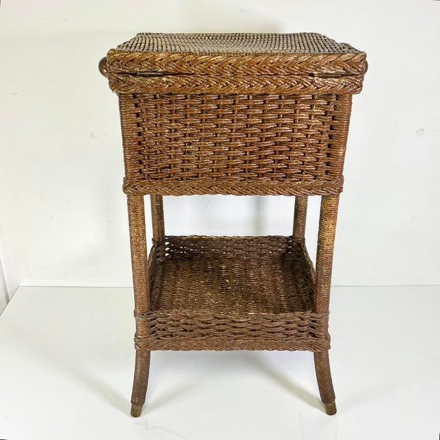 Brown 1920s Antique Boho Chic Americana Coastal Heywood-Wakefield Wicker Drinks Table. For Sale - Image 8 of 15