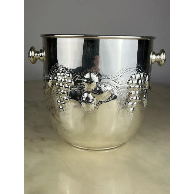 800 silver wine bucket, Italy, 80s. Belonging to my grandparents and never used. Small signs of the time, overall in more...