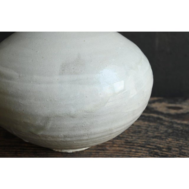Joseon Dynasty White Porcelain Jar / 15th-19th Century / Excavated Flower Vase For Sale - Image 13 of 18