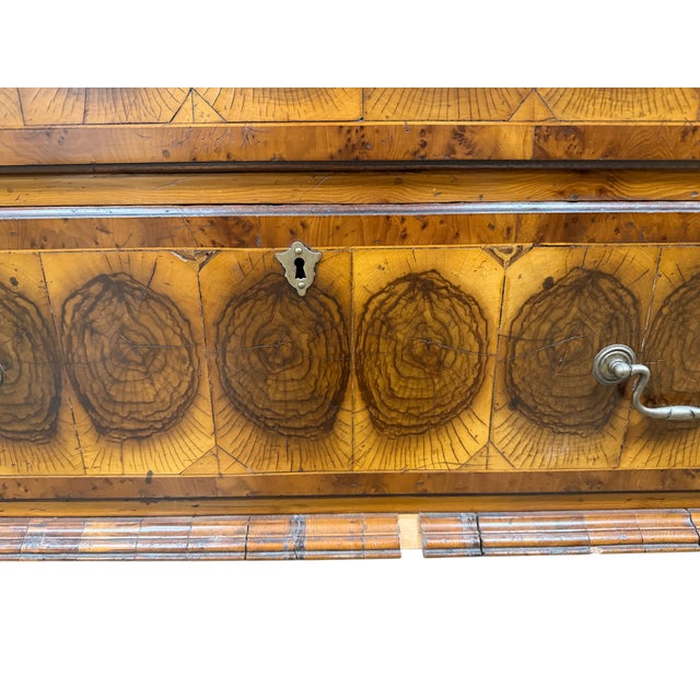 17th Century William Nd Mary English 8-Drawer Chest, Attributed For Sale - Image 15 of 16