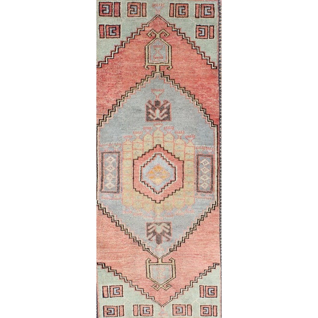 Vintage Turkish Oushak Medallion Rug in Salmon, Light Green, Gray & Light Blue For Sale - Image 4 of 7