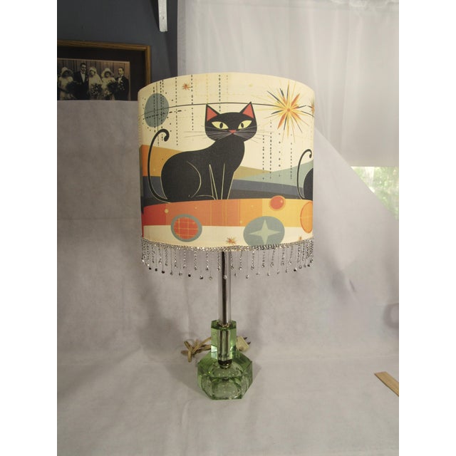 Mid 20th Century Mid 20th Century Mid-Century Modern Etched Glass Lamp + Atomic Cat Print Shade For Sale - Image 5 of 10