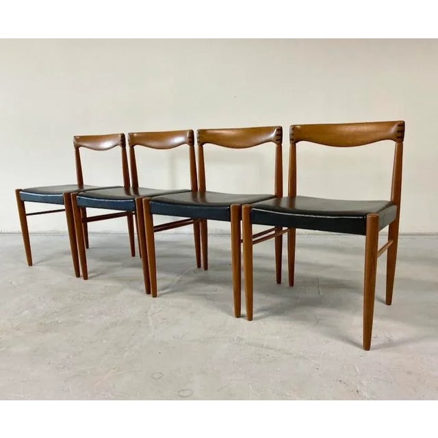 This dining set is one of Bramin's most sought after designs. The table has been fully refinished, including the leaf, and...