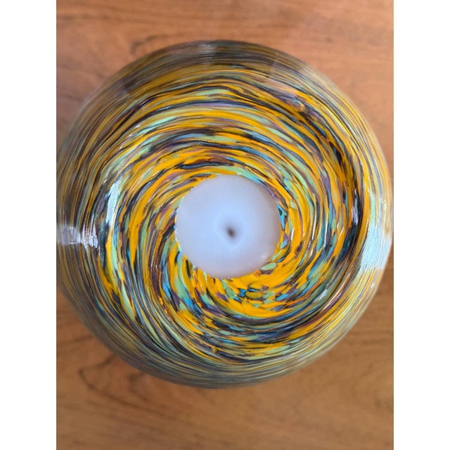 1980s 1980s Large Hand-Blown Iridescent Studio Art Glass Vase - Pulled Feather Design For Sale - Image 5 of 17